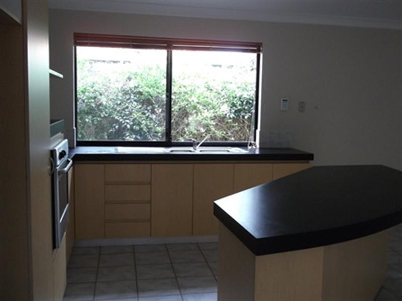 3 Vaucluse Crescent, Ellenbrook WA 6069