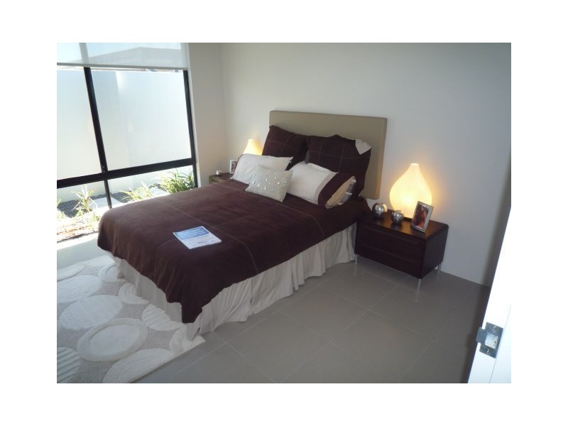 18 Dunrobin Drive, Ellenbrook WA 6069