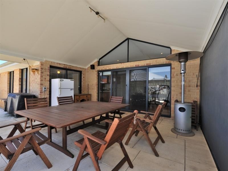 66 Delmage Circle, Ellenbrook WA 6069