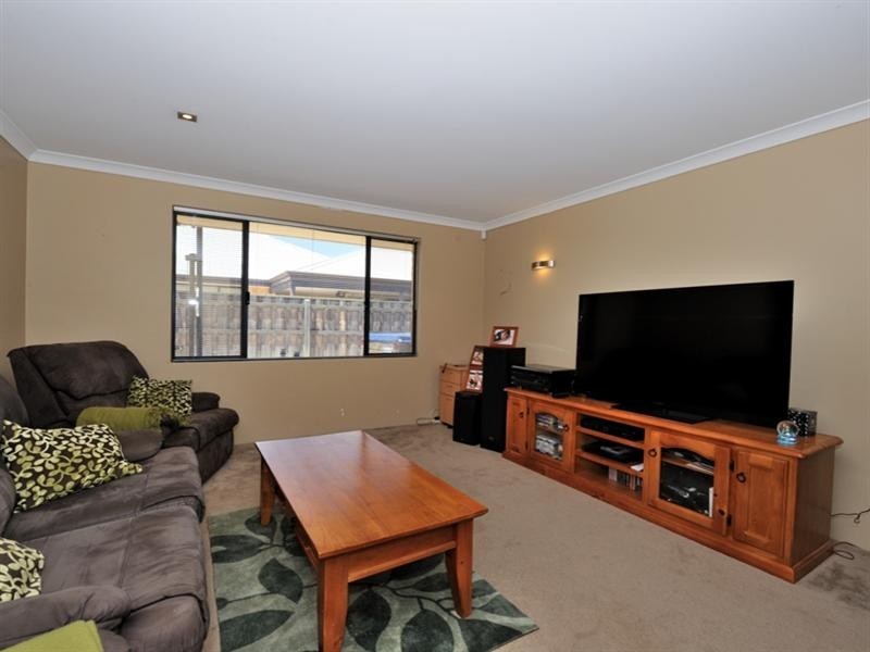 66 Delmage Circle, Ellenbrook WA 6069