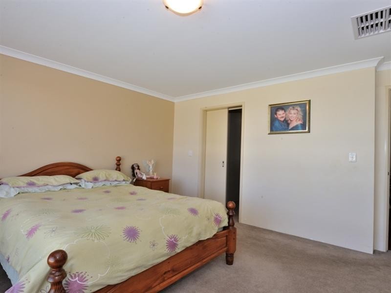 66 Delmage Circle, Ellenbrook WA 6069