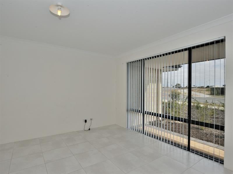 2 Hessian Street, Aveley WA 6069