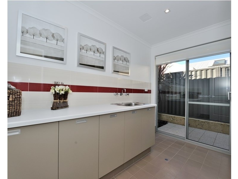 14 Wesley Way, Aveley WA 6069