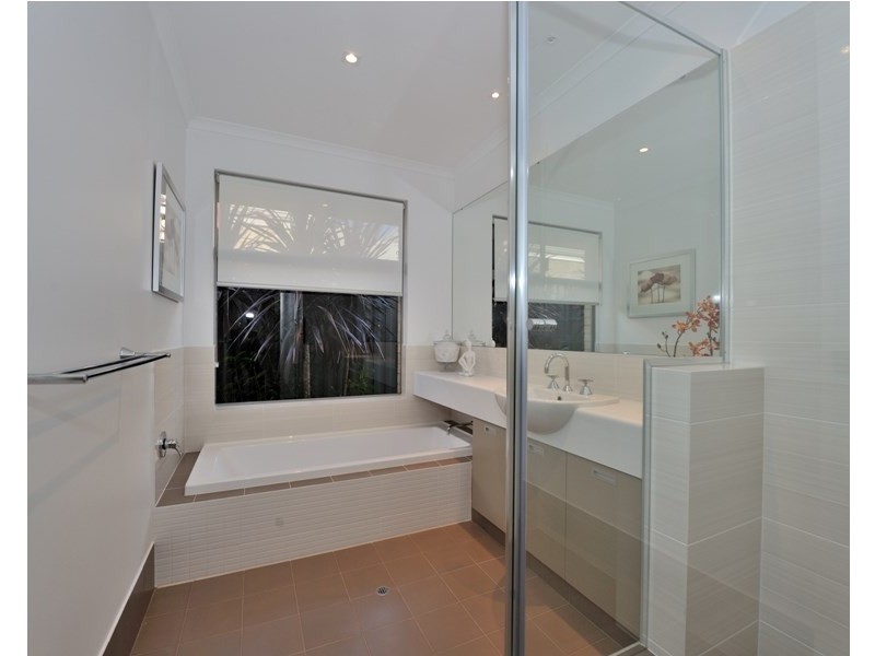 14 Wesley Way, Aveley WA 6069