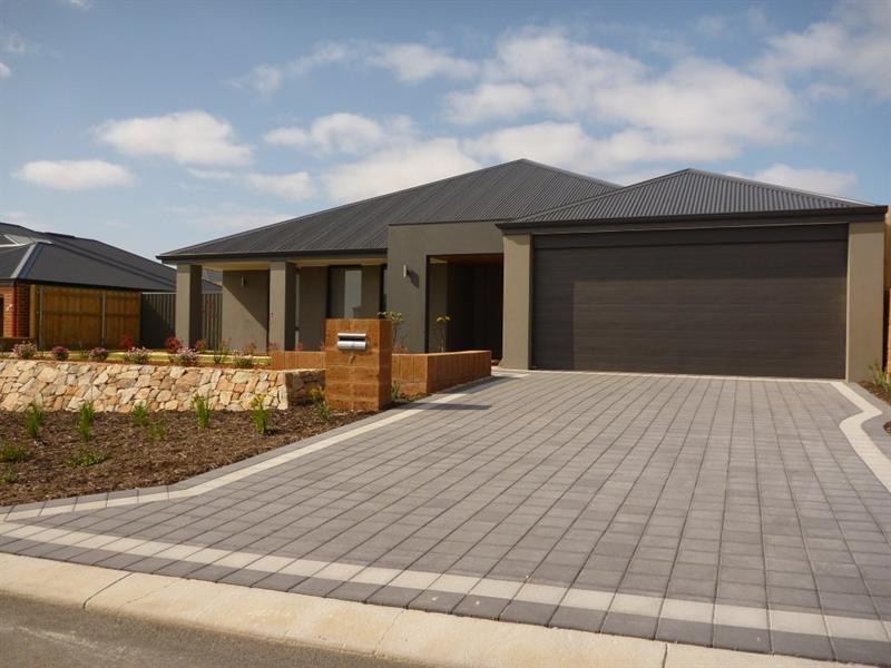 7 Geographe Loop, Ellenbrook WA 6069