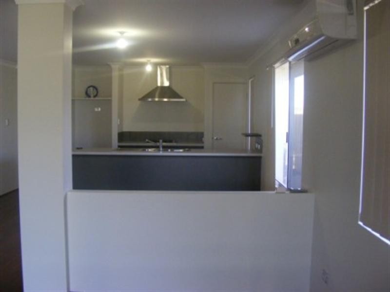 158 Elmridge Parkway, Ellenbrook WA 6069