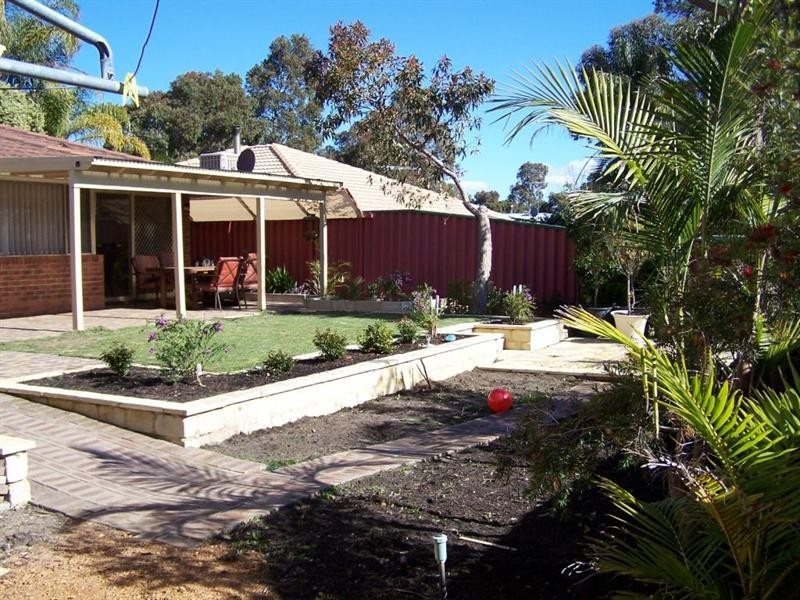 17 Eden Drive, Bullsbrook WA 6084