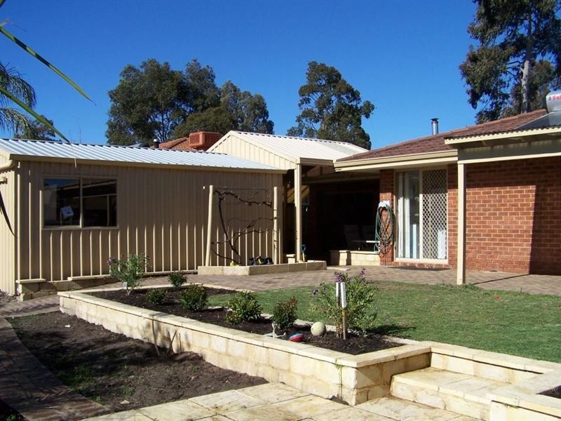 17 Eden Drive, Bullsbrook WA 6084