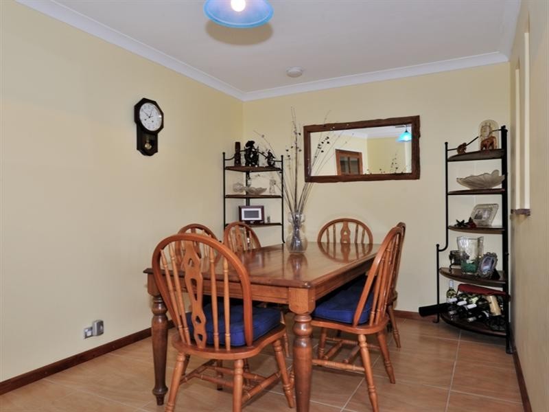 19 Nicholson Place, Ballajura WA 6066