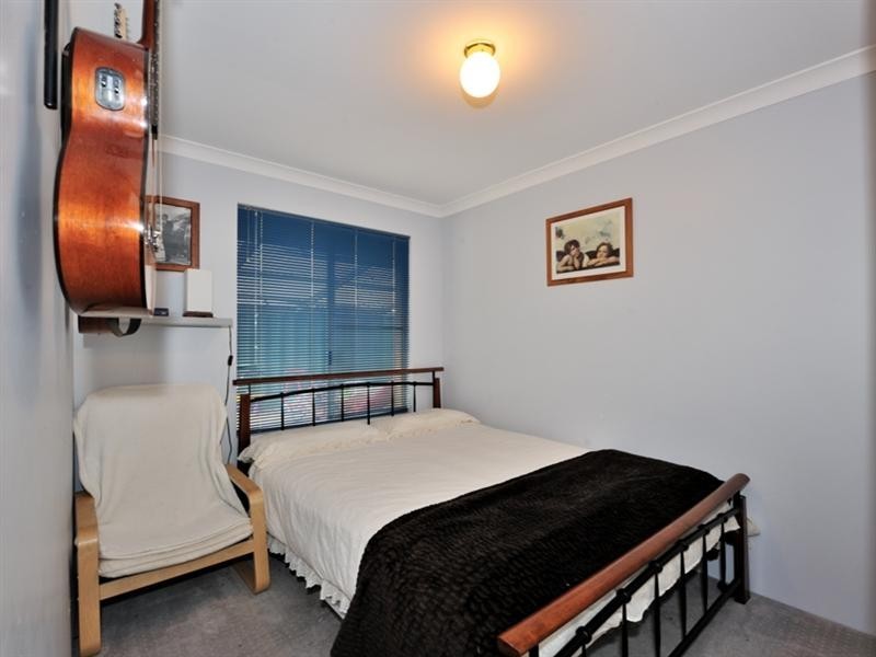 19 Nicholson Place, Ballajura WA 6066