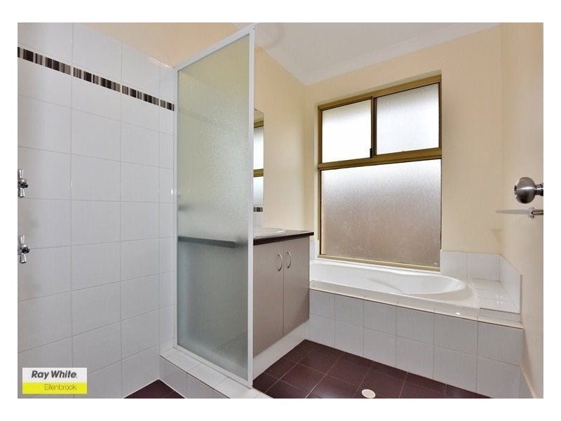 39 Banrock Drive, Ellenbrook WA 6069