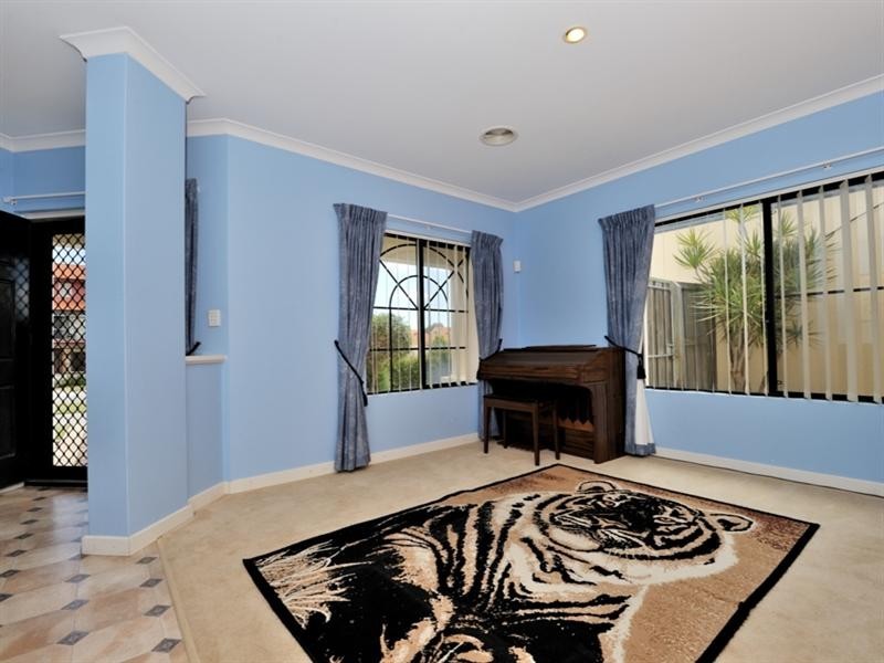 56 Ponte Vecchio Boulevard, Ellenbrook WA 6069