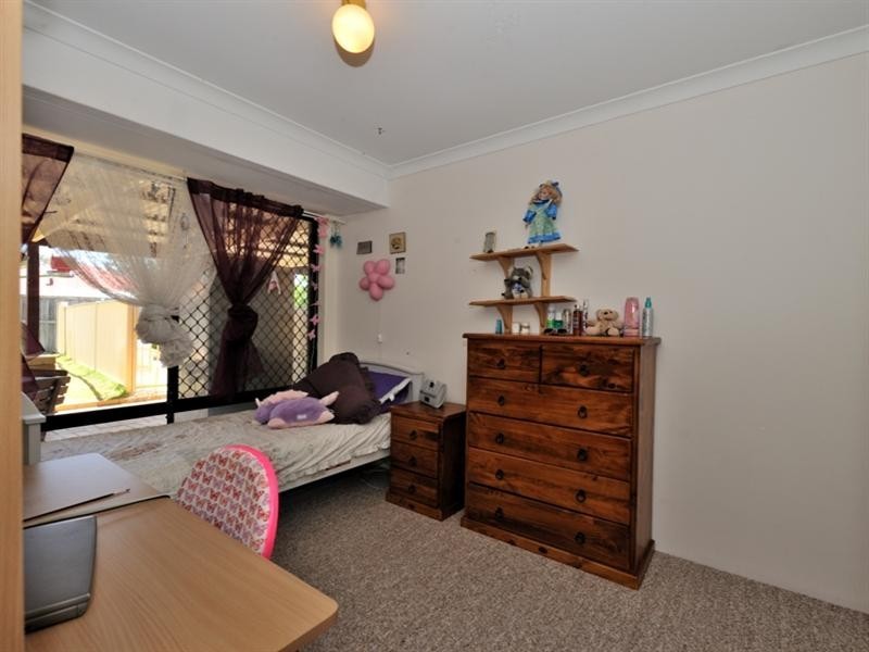 27 Wildflower Circle, Ellenbrook WA 6069