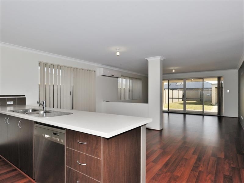 158 Elmridge Parkway, Ellenbrook WA 6069