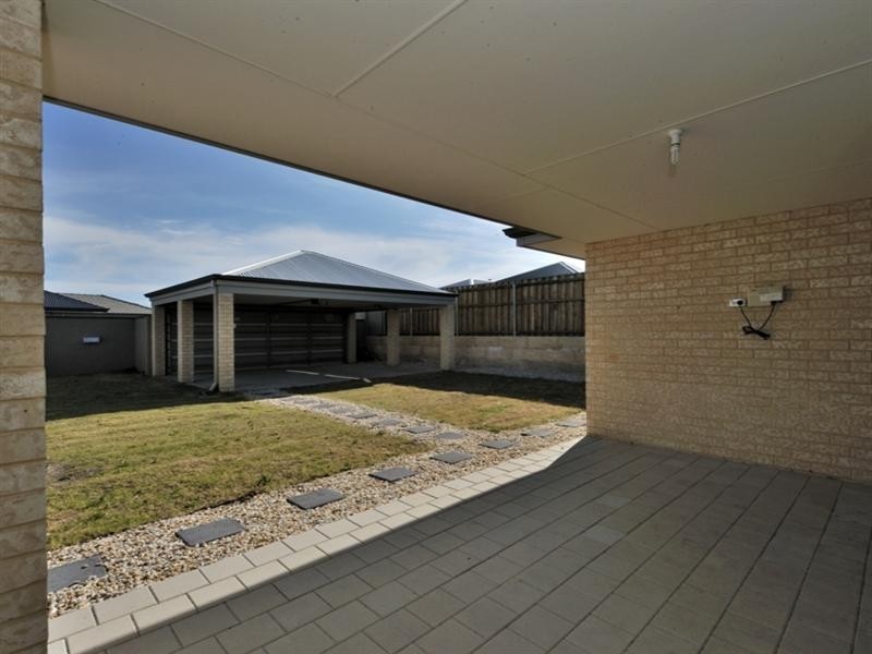 158 Elmridge Parkway, Ellenbrook WA 6069