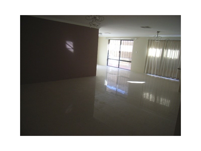 61 Ardmore Parade, Ellenbrook WA 6069