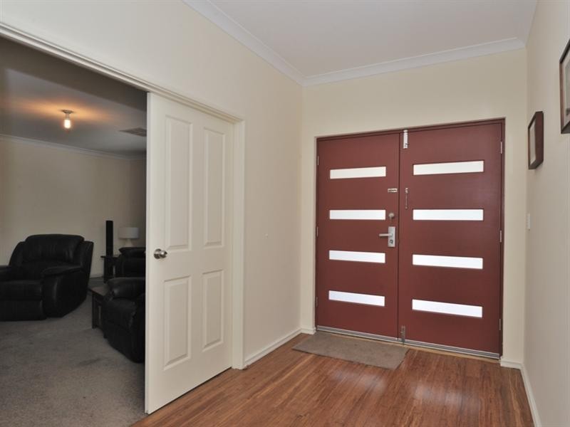 5 Tatton Way, The Vines WA 6069