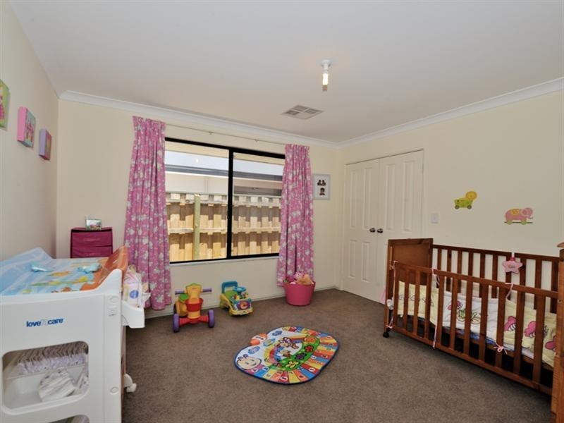 5 Tatton Way, The Vines WA 6069