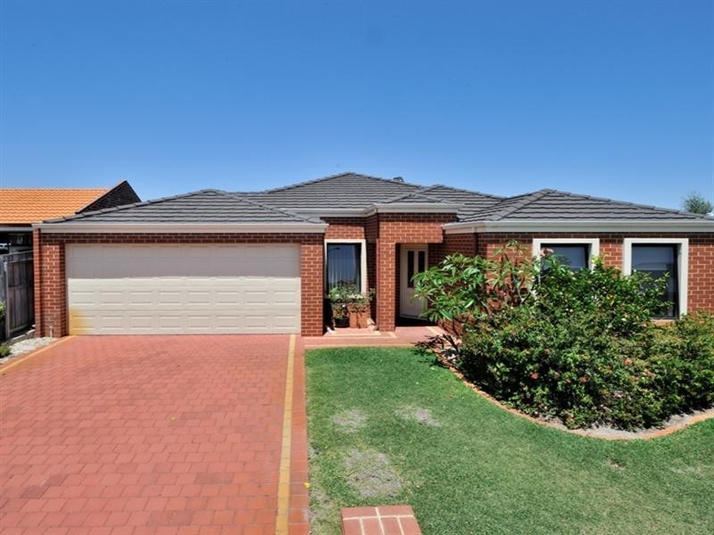 48 Garran Loop, Henley Brook WA 6055