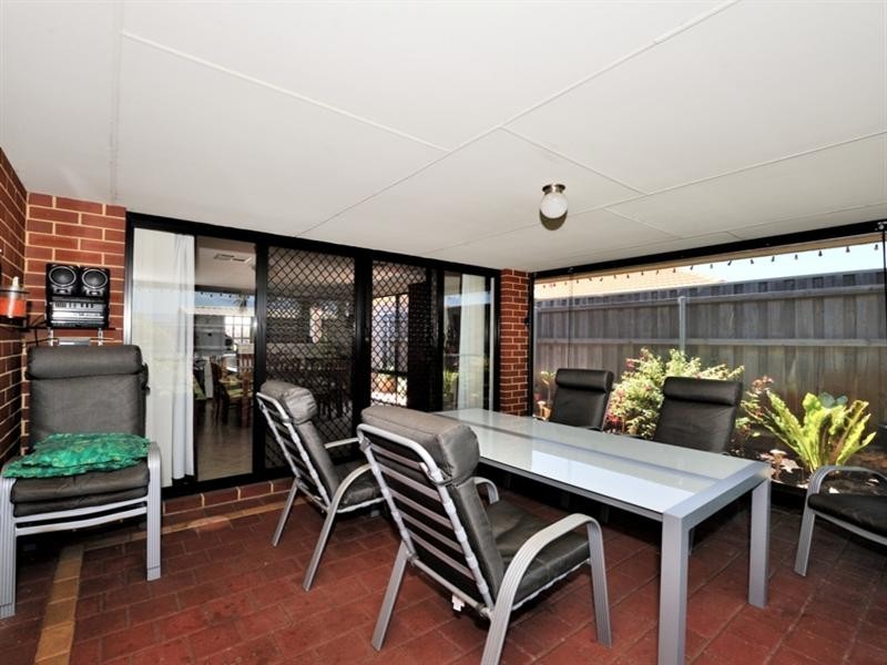 48 Garran Loop, Henley Brook WA 6055