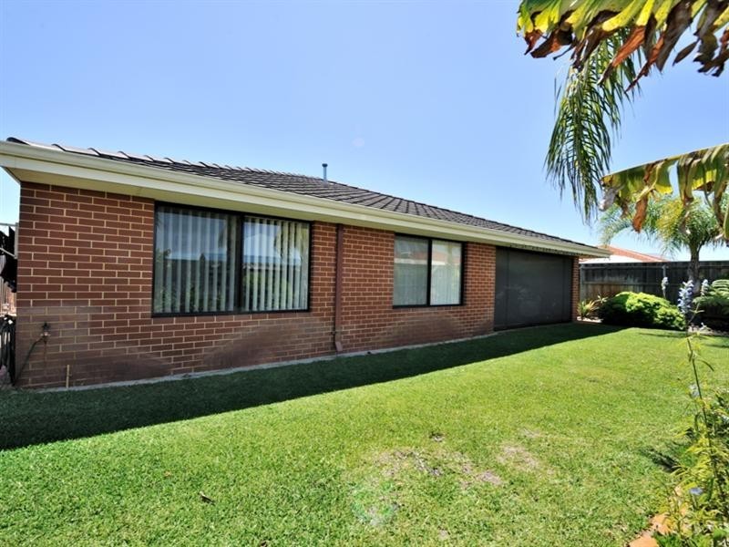 48 Garran Loop, Henley Brook WA 6055