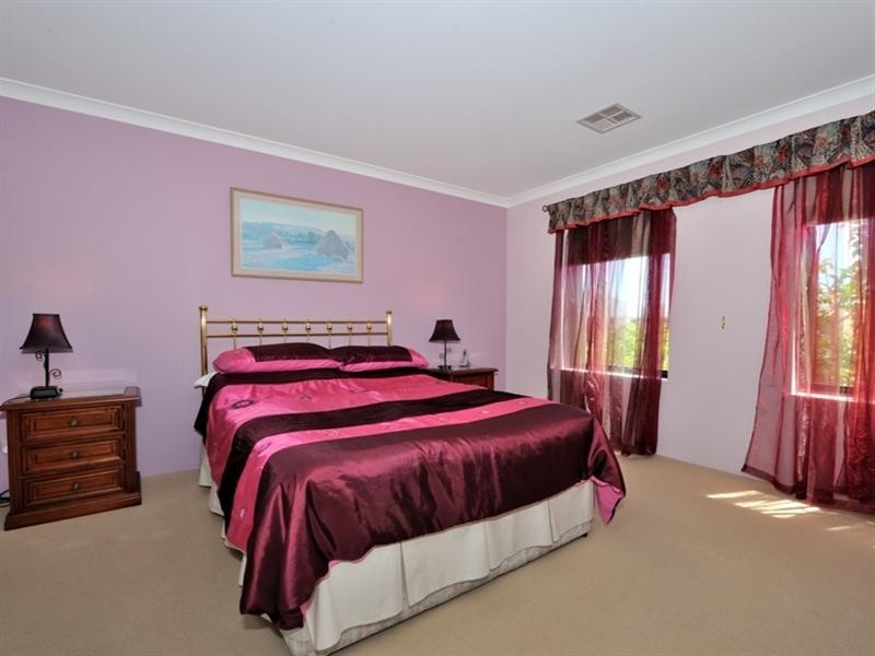 48 Garran Loop, Henley Brook WA 6055