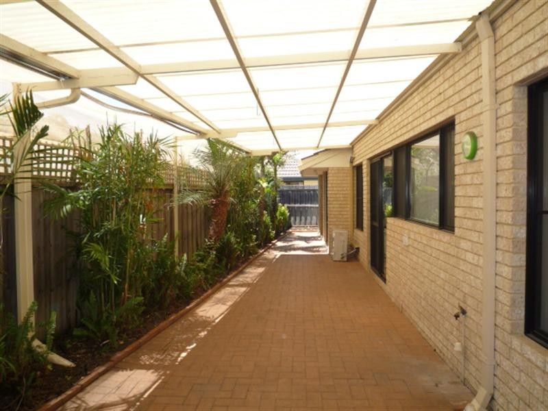 26 Santona Boulevard, Ellenbrook WA 6069