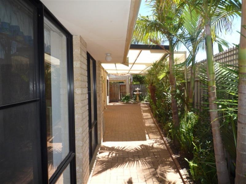 26 Santona Boulevard, Ellenbrook WA 6069