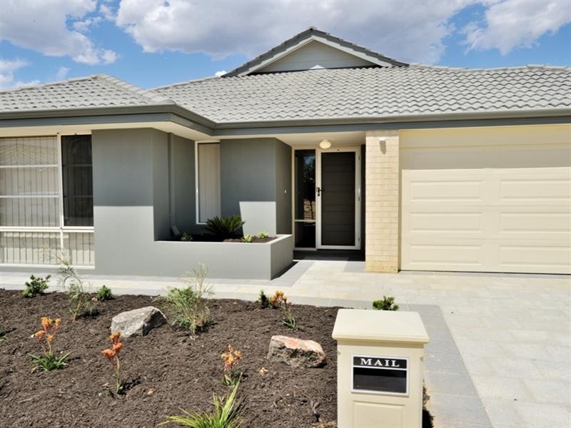 35 Cinnabar Bend, Aveley WA 6069