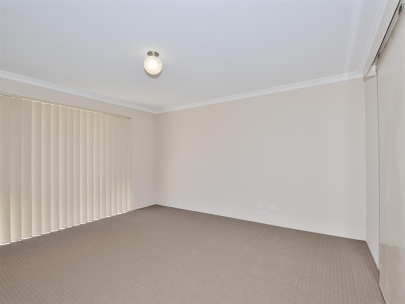 35 Cinnabar Bend, Aveley WA 6069