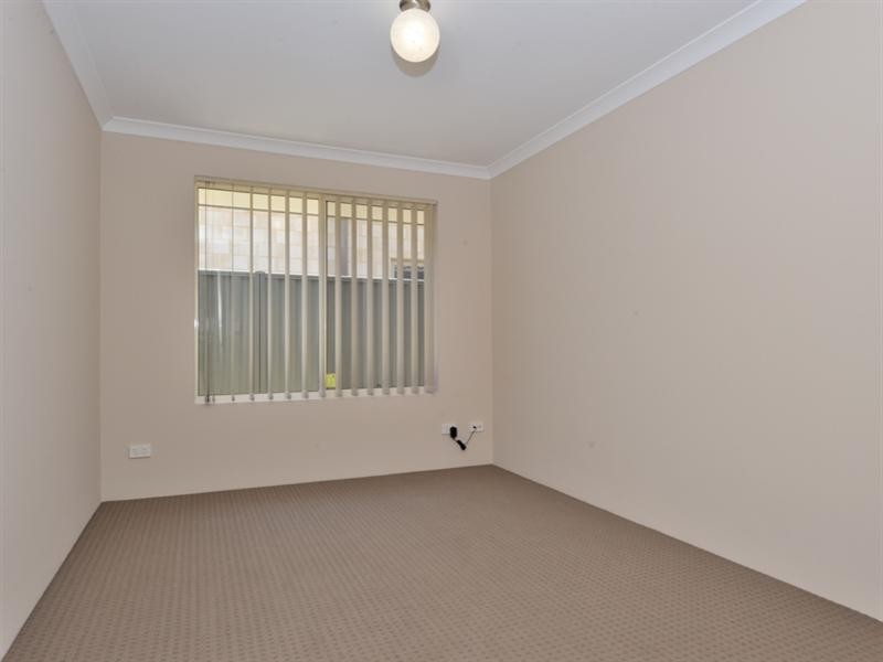 35 Cinnabar Bend, Aveley WA 6069