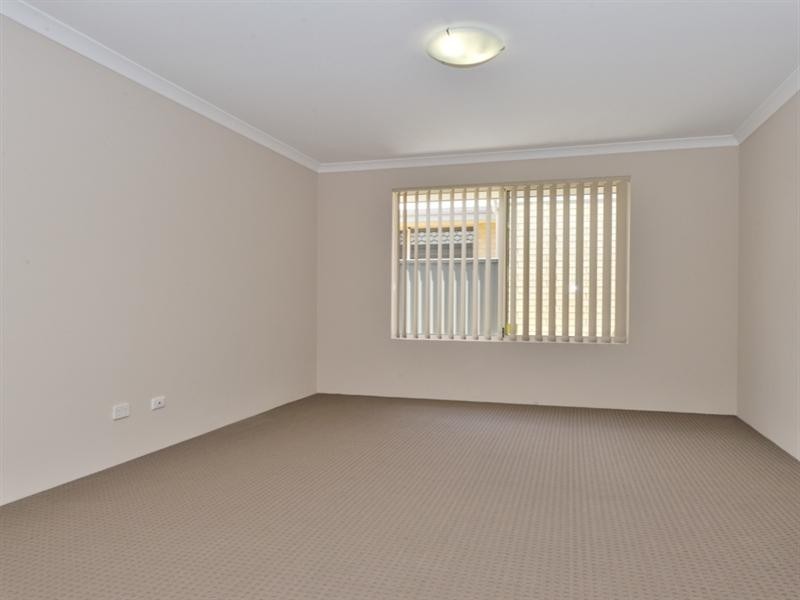 35 Cinnabar Bend, Aveley WA 6069