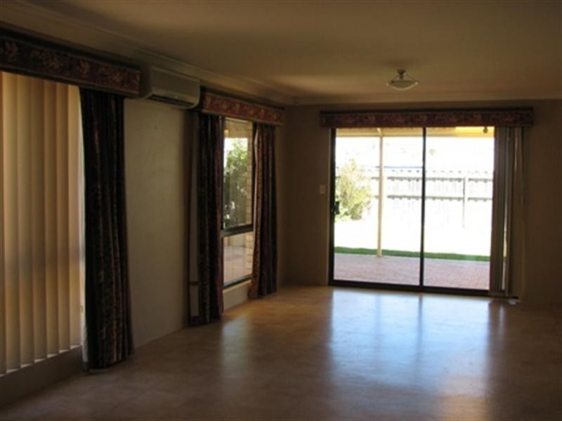 3 Rocklea Crescent, Ellenbrook WA 6069