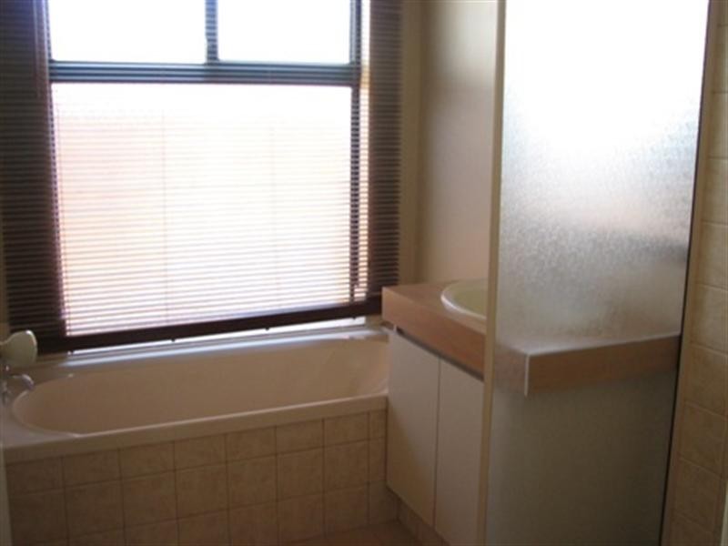 3 Rocklea Crescent, Ellenbrook WA 6069