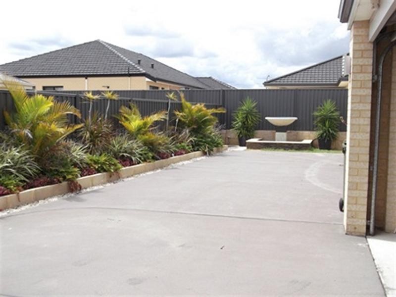 28 Balsam Mews, Aveley WA 6069