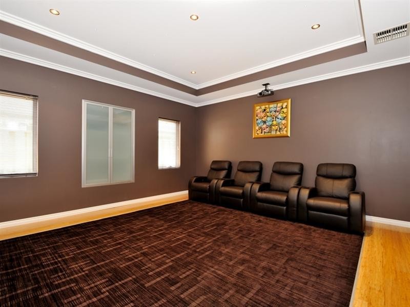 23 Longview Way, The Vines WA 6069