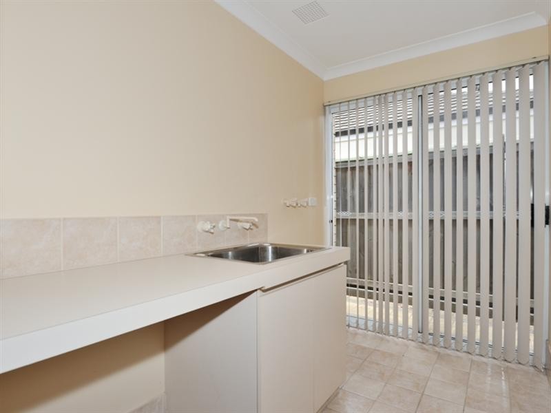 12 Chandon Terrace, The Vines WA 6069