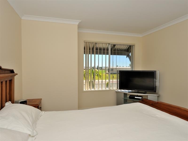 34 Harberton Parkway, Ellenbrook WA 6069