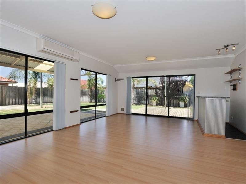 358 Vines Avenue, The Vines WA 6069