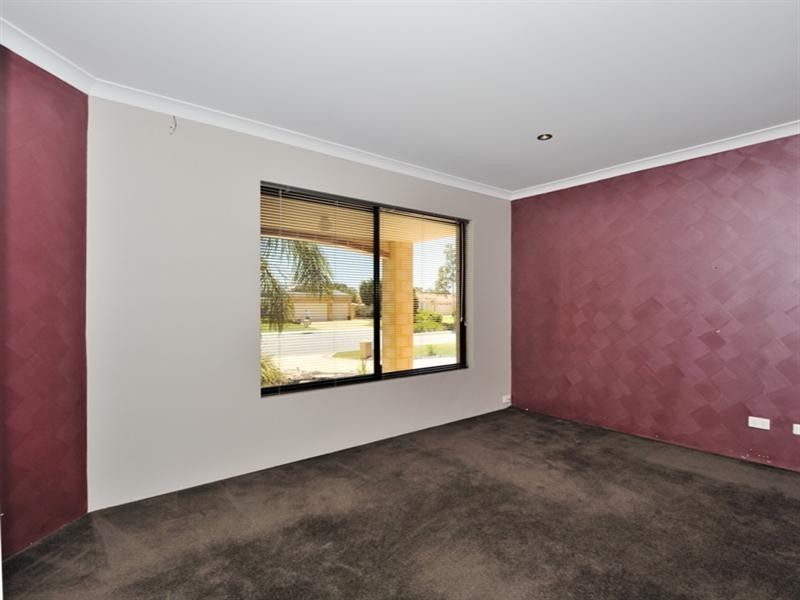 358 Vines Avenue, The Vines WA 6069