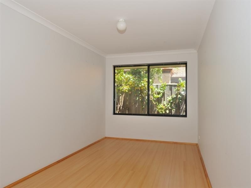 358 Vines Avenue, The Vines WA 6069