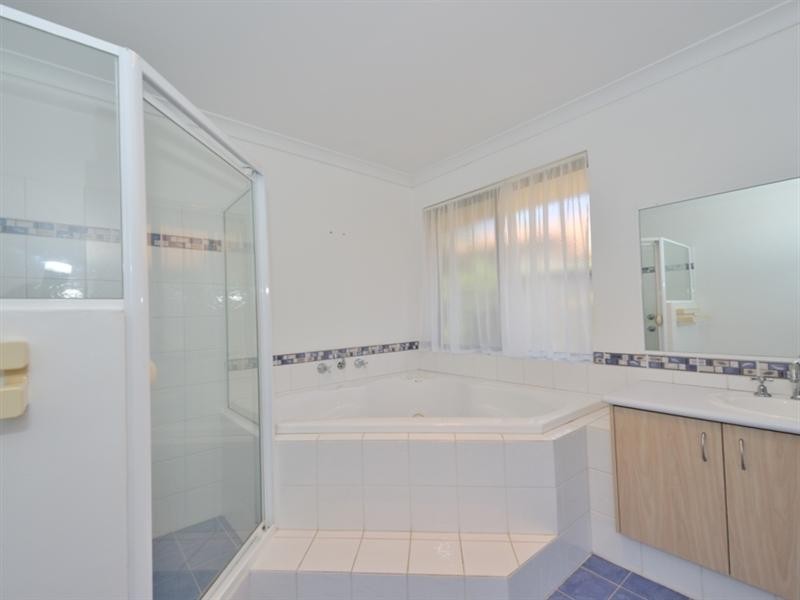 358 Vines Avenue, The Vines WA 6069