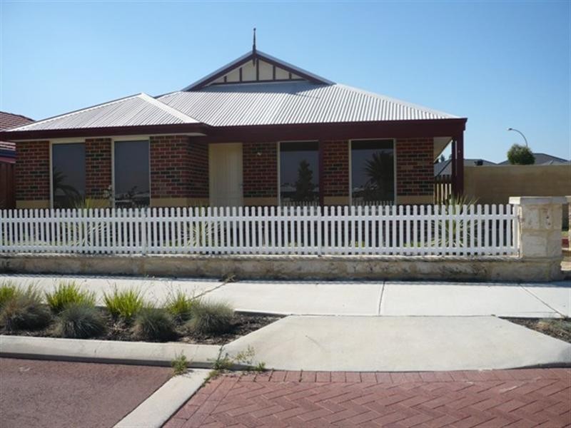 9 Syred Way, Ellenbrook WA 6069