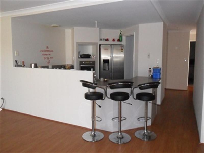 8 Addingham Drive, Ellenbrook WA 6069