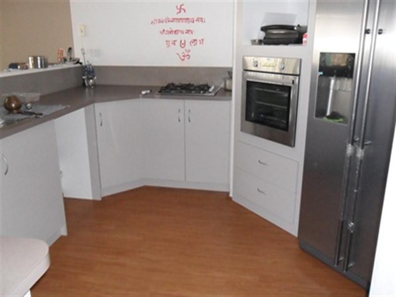 8 Addingham Drive, Ellenbrook WA 6069