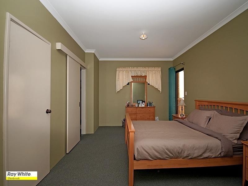 44 Mona Vale Loop, Ellenbrook WA 6069