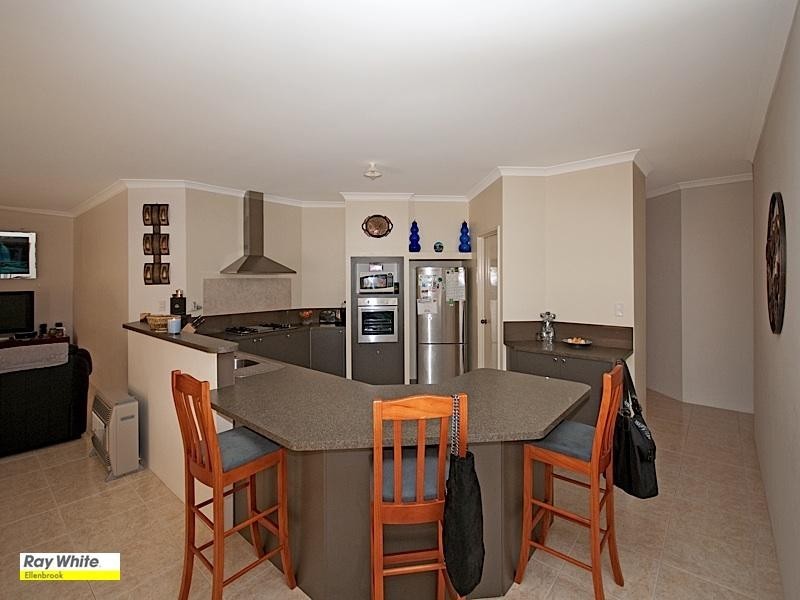 44 Mona Vale Loop, Ellenbrook WA 6069