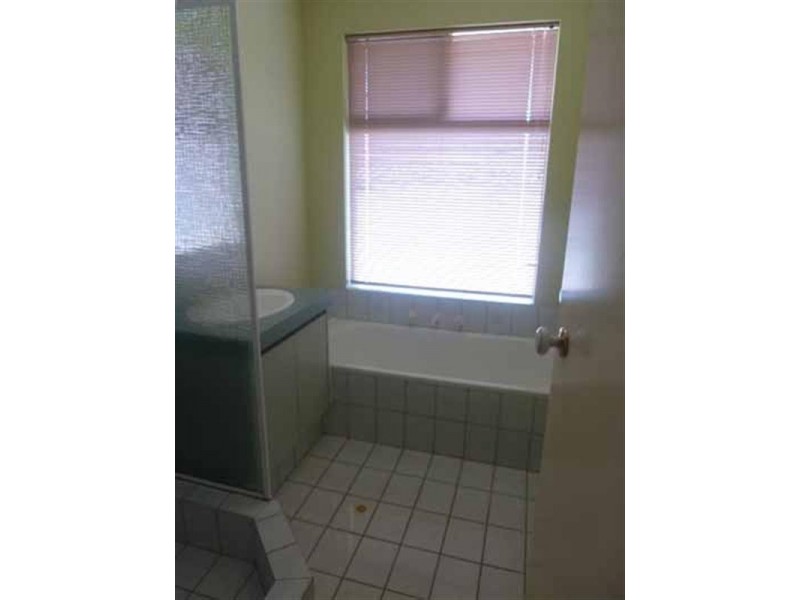 22 Bronzewing Avenue, Ellenbrook WA 6069