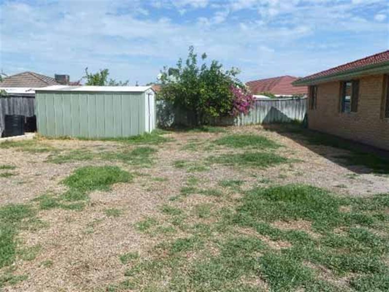 22 Bronzewing Avenue, Ellenbrook WA 6069