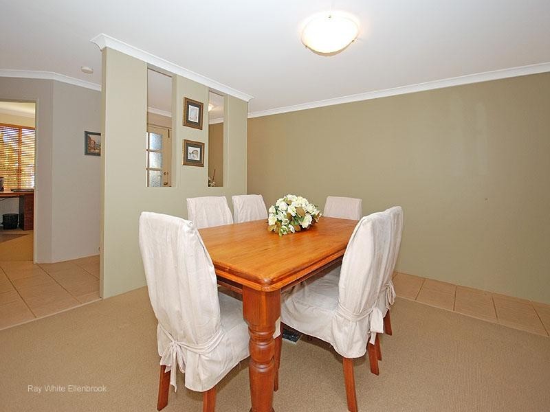 7 Lacebark Court, Ellenbrook WA 6069